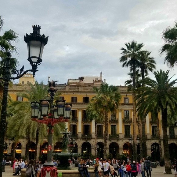 Meet your Posher, Vanessa - Picture 1 of 1